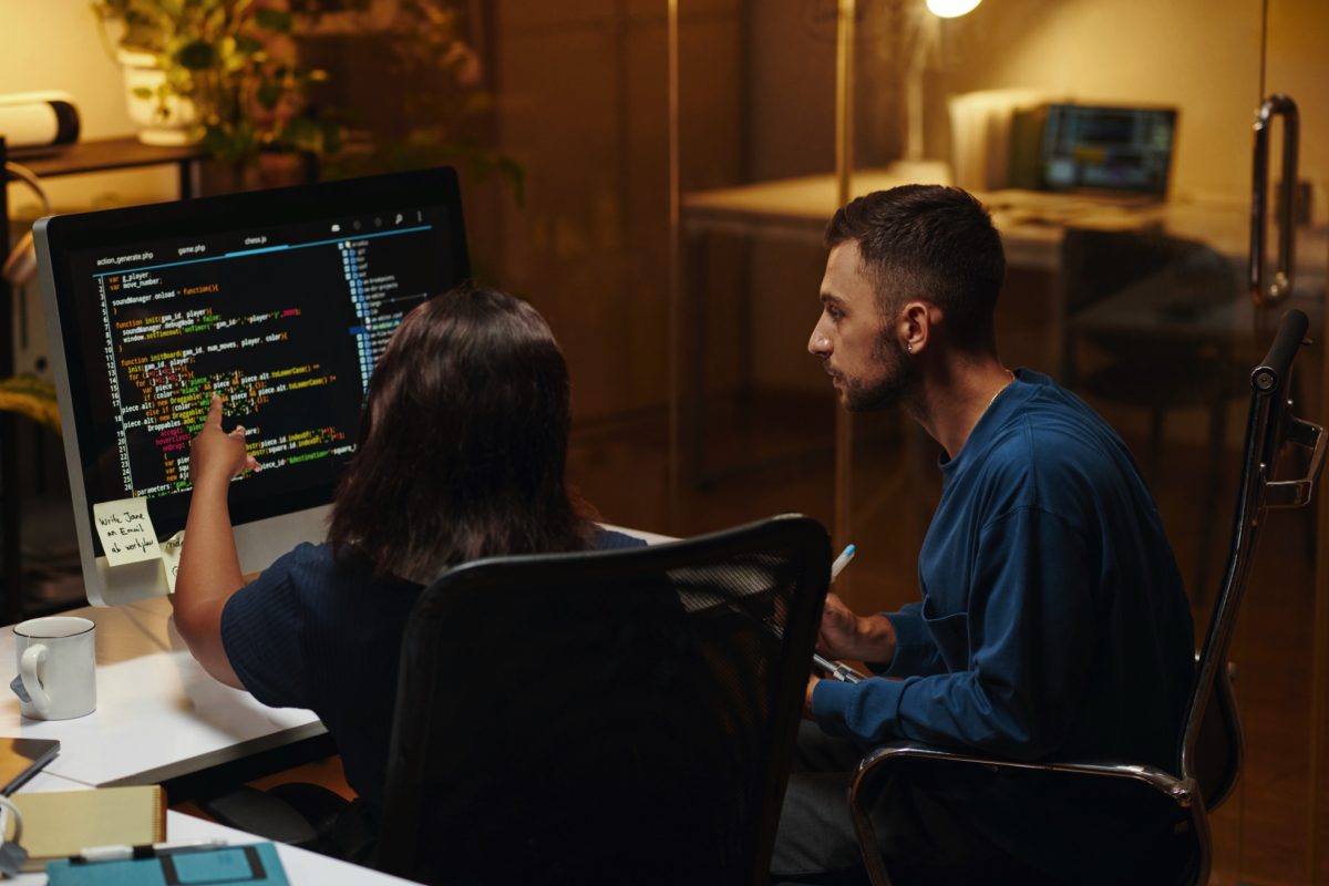 ilustracja do artykułu, programiści